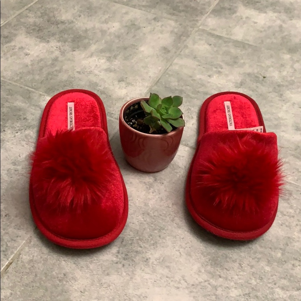 ▪️Victoria Secret ▪️slippers! NEW!! - Picture 9 of 9